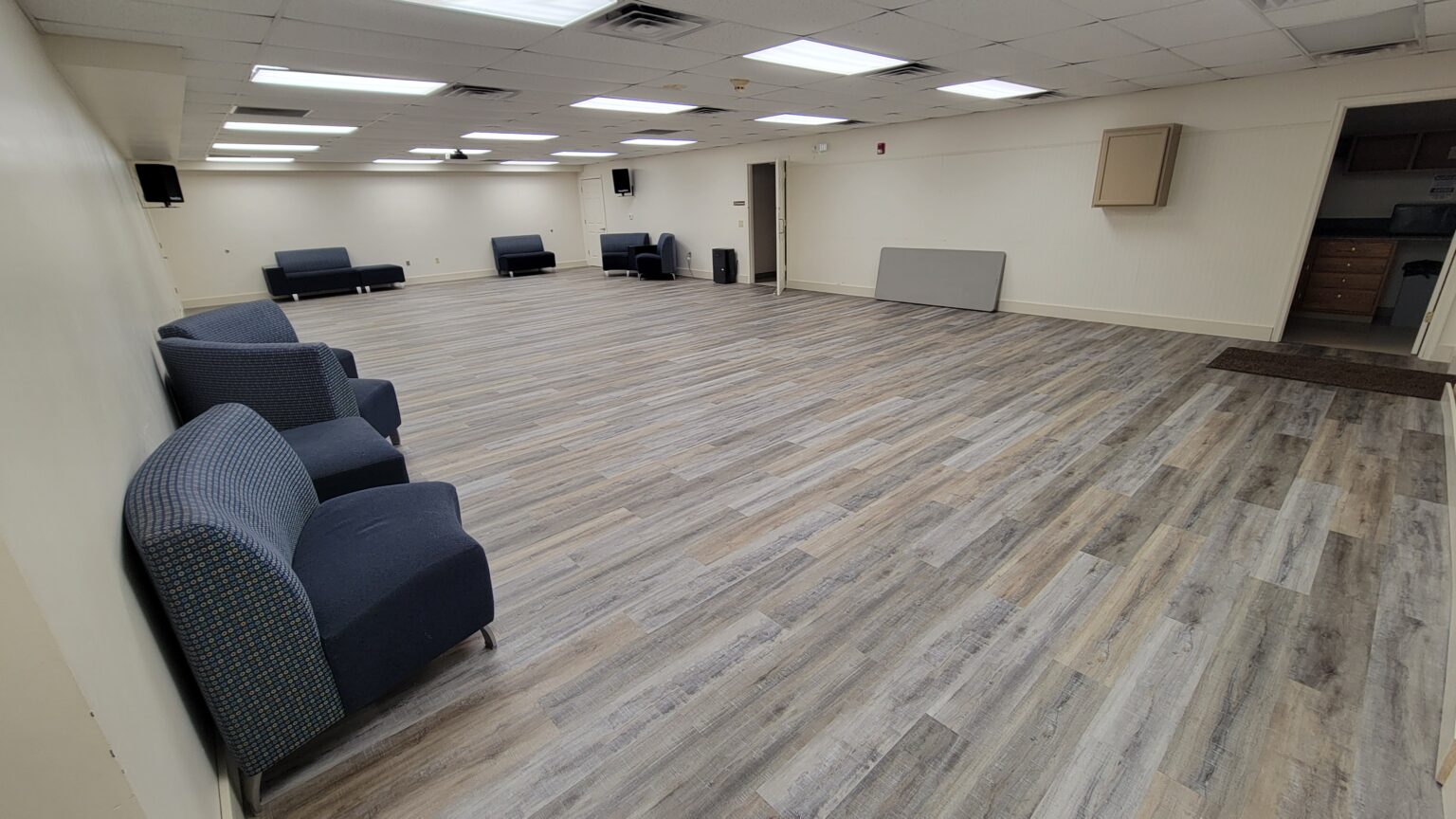 02-14-2025-03-Poplar-New-Flooring